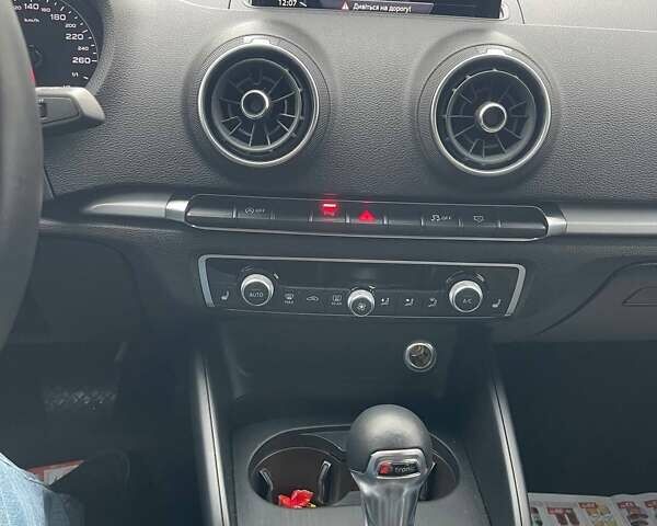 Серый Ауди А3, объемом двигателя 1.97 л и пробегом 116 тыс. км за 24000 $, фото 11 на Automoto.ua