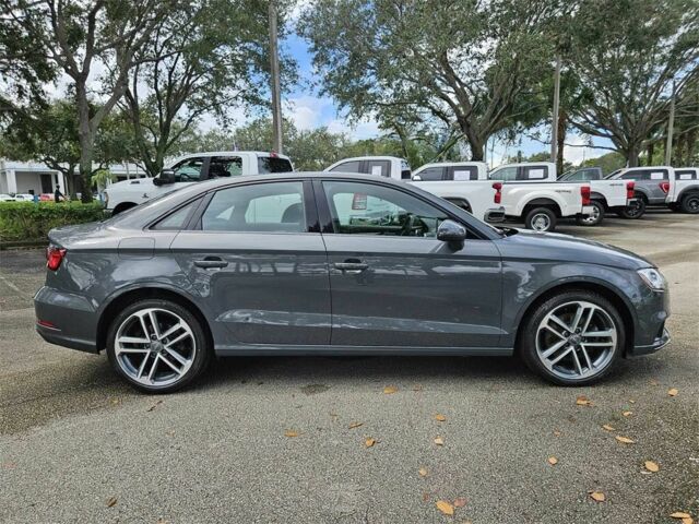 Ауди А3 2020 в Виннице на Automoto.ua Серый Ауди А3, объемом двигателя 2 л и пробегом 44 тыс. км за 7500 $, фото 5 на Automoto.ua