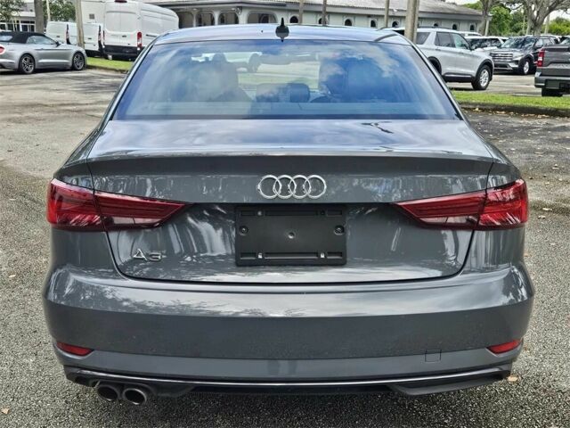 Ауди А3 2020 в Виннице на Automoto.ua Серый Ауди А3, объемом двигателя 2 л и пробегом 44 тыс. км за 7500 $, фото 4 на Automoto.ua