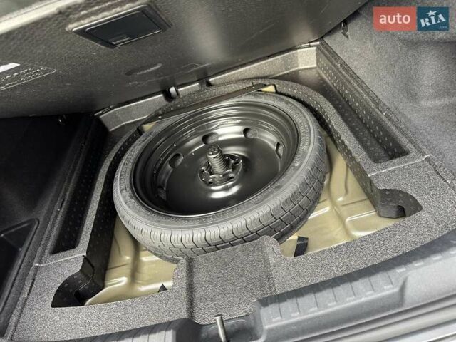 Ауди А3 2024 в Киеве на Automoto.ua Серый Ауди А3, объемом двигателя 1.98 л и пробегом 44 тыс. км за 26900 $, фото 26 на Automoto.ua