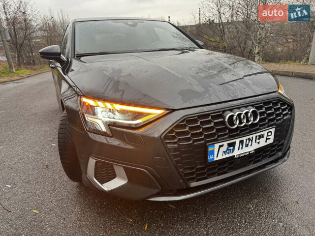 Серый Ауди А3, объемом двигателя 1.98 л и пробегом 45 тыс. км за 25700 $, фото 6 на Automoto.ua