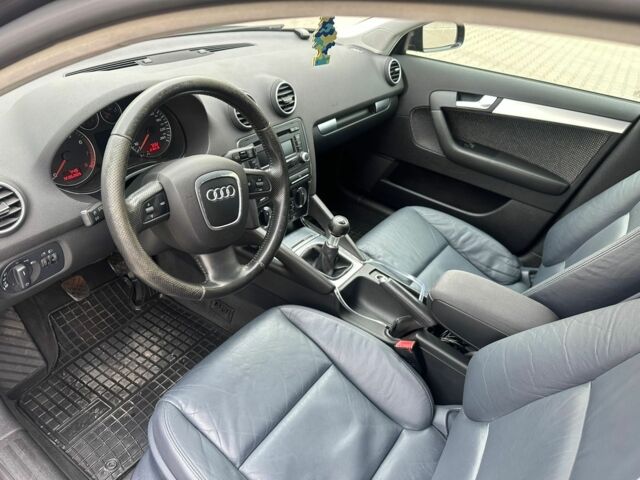 Сірий Ауді А3, об'ємом двигуна 1.4 л та пробігом 215 тис. км за 6700 $, фото 5 на Automoto.ua
