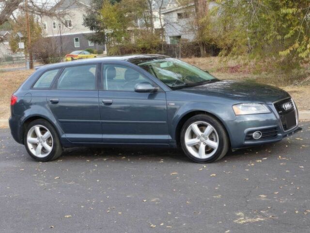 Сірий Ауді А3, об'ємом двигуна 2 л та пробігом 82 тис. км за 8900 $, фото 2 на Automoto.ua