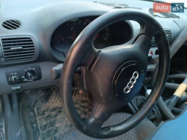 Синій Ауді А3, об'ємом двигуна 1.78 л та пробігом 340 тис. км за 2300 $, фото 2 на Automoto.ua