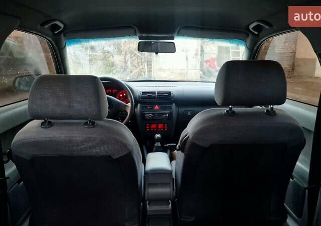 Синий Ауди А3, объемом двигателя 1.8 л и пробегом 350 тыс. км за 3000 $, фото 29 на Automoto.ua