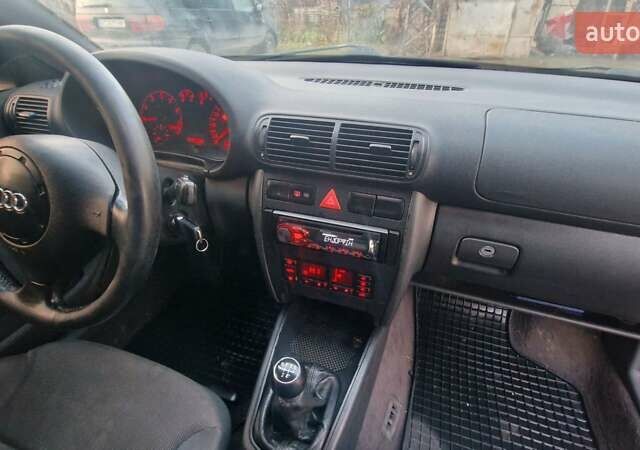 Синий Ауди А3, объемом двигателя 1.8 л и пробегом 350 тыс. км за 3000 $, фото 32 на Automoto.ua