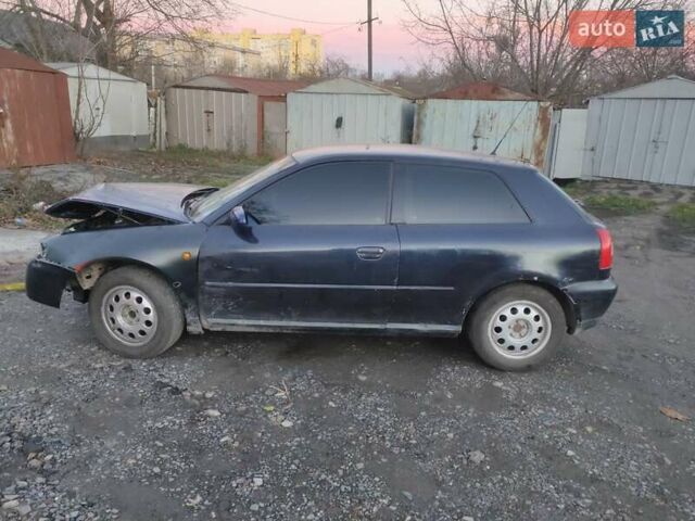 Синій Ауді А3, об'ємом двигуна 1.6 л та пробігом 250 тис. км за 2315 $, фото 6 на Automoto.ua