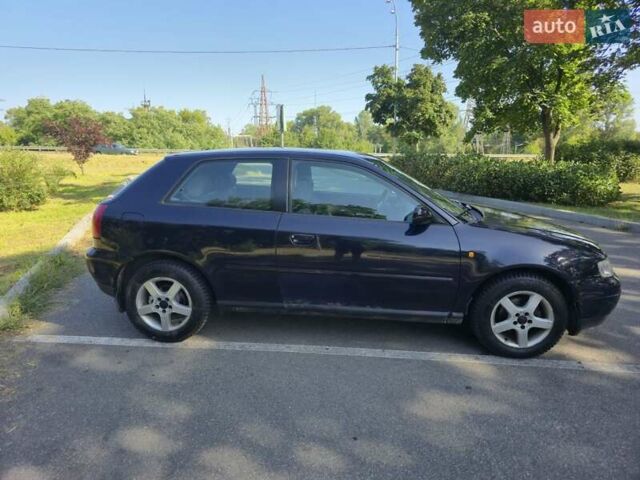 Синій Ауді А3, об'ємом двигуна 1.6 л та пробігом 299 тис. км за 3200 $, фото 3 на Automoto.ua