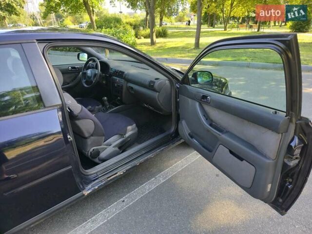 Синій Ауді А3, об'ємом двигуна 1.6 л та пробігом 299 тис. км за 3200 $, фото 7 на Automoto.ua
