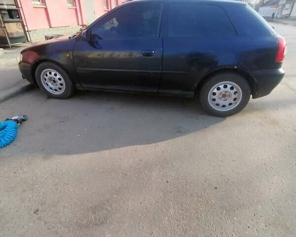 Синій Ауді А3, об'ємом двигуна 1.6 л та пробігом 250 тис. км за 2315 $, фото 10 на Automoto.ua