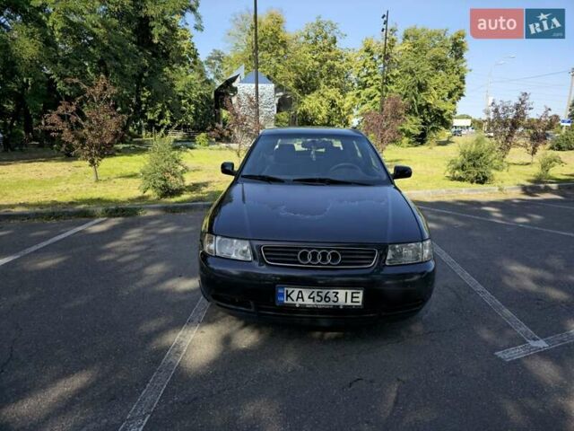 Синій Ауді А3, об'ємом двигуна 1.6 л та пробігом 299 тис. км за 3200 $, фото 4 на Automoto.ua
