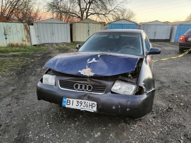 Синій Ауді А3, об'ємом двигуна 1.6 л та пробігом 250 тис. км за 2315 $, фото 3 на Automoto.ua