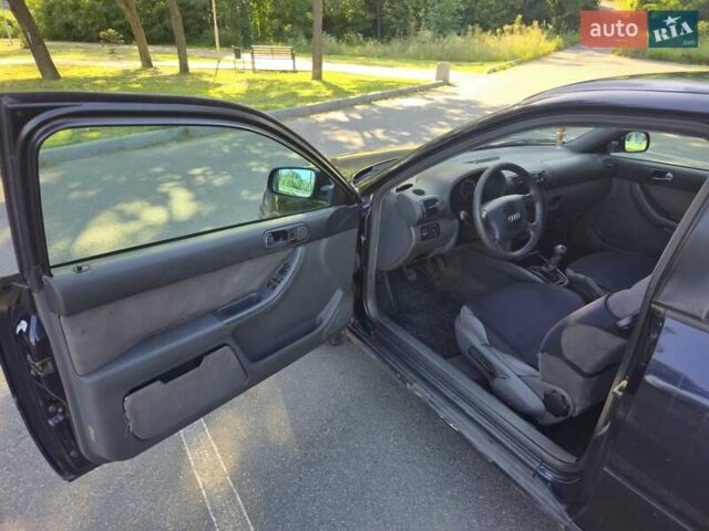 Синій Ауді А3, об'ємом двигуна 1.6 л та пробігом 299 тис. км за 3200 $, фото 8 на Automoto.ua
