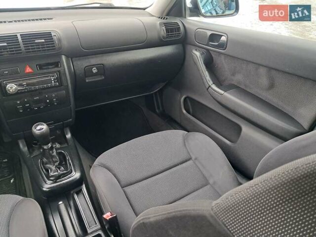 Синій Ауді А3, об'ємом двигуна 1.6 л та пробігом 345 тис. км за 3850 $, фото 53 на Automoto.ua