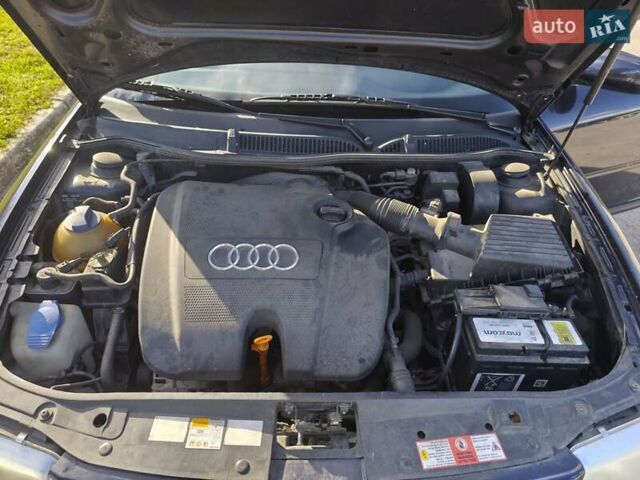 Ауди А3 2000 в Обухове на Automoto.ua Синий Ауди А3, объемом двигателя 1.6 л и пробегом 260 тыс. км за 3400 $, фото 26 на Automoto.ua