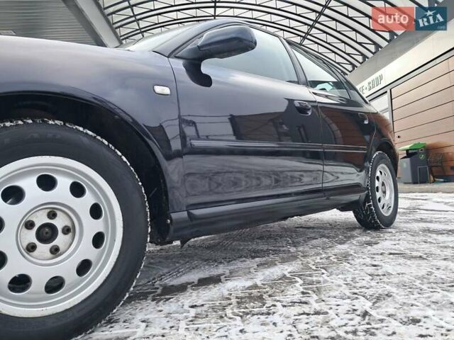 Синій Ауді А3, об'ємом двигуна 1.6 л та пробігом 345 тис. км за 3850 $, фото 32 на Automoto.ua