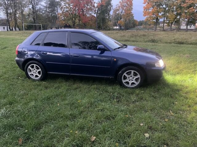 Синий Ауди А3, объемом двигателя 1.9 л и пробегом 364 тыс. км за 3800 $, фото 1 на Automoto.ua