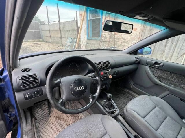 Синій Ауді А3, об'ємом двигуна 1 л та пробігом 180 тис. км за 1406 $, фото 3 на Automoto.ua