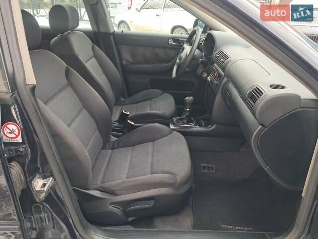 Синій Ауді А3, об'ємом двигуна 1.6 л та пробігом 345 тис. км за 3850 $, фото 48 на Automoto.ua