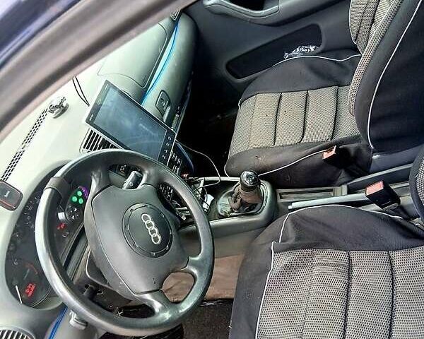 Синій Ауді А3, об'ємом двигуна 1.6 л та пробігом 255 тис. км за 3300 $, фото 4 на Automoto.ua