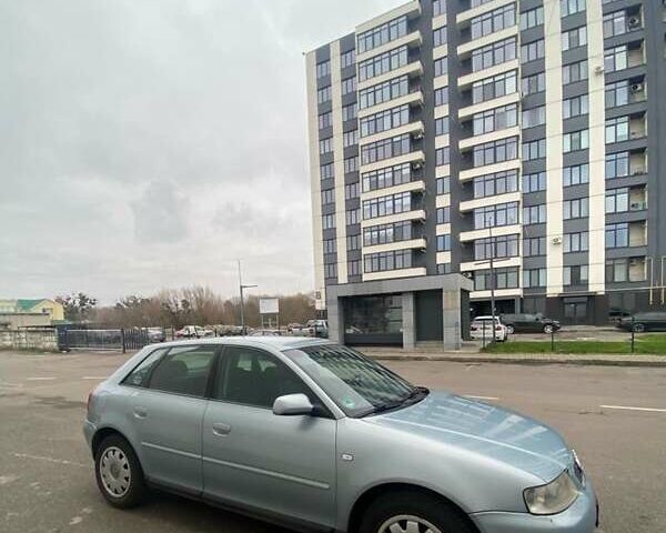 Синий Ауди А3, объемом двигателя 1.6 л и пробегом 200 тыс. км за 4000 $, фото 3 на Automoto.ua