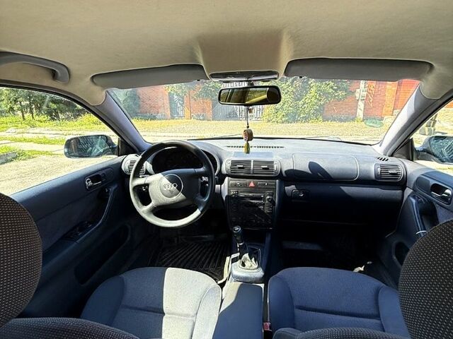 Ауди А3 2001 в Харькове на Automoto.ua Синий Ауди А3, объемом двигателя 1.6 л и пробегом 260 тыс. км за 3250 $, фото 5 на Automoto.ua