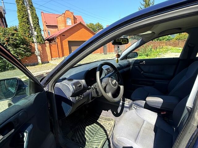 Ауди А3 2001 в Харькове на Automoto.ua Синий Ауди А3, объемом двигателя 1.6 л и пробегом 260 тыс. км за 3250 $, фото 6 на Automoto.ua