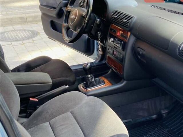 Синий Ауди А3, объемом двигателя 1.9 л и пробегом 250 тыс. км за 4650 $, фото 13 на Automoto.ua