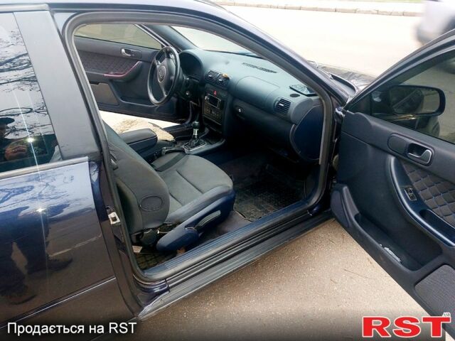 Синий Ауди А3, объемом двигателя 1.9 л и пробегом 150 тыс. км за 4000 $, фото 11 на Automoto.ua