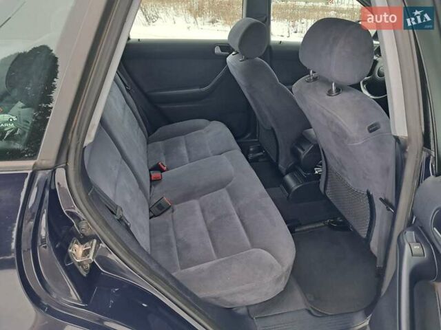 Синий Ауди А3, объемом двигателя 1.6 л и пробегом 227 тыс. км за 4200 $, фото 52 на Automoto.ua