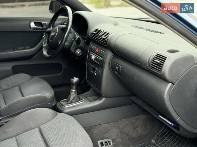Синий Ауди А3, объемом двигателя 1.9 л и пробегом 211 тыс. км за 6700 $, фото 9 на Automoto.ua