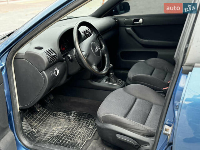 Синий Ауди А3, объемом двигателя 1.9 л и пробегом 211 тыс. км за 6700 $, фото 11 на Automoto.ua