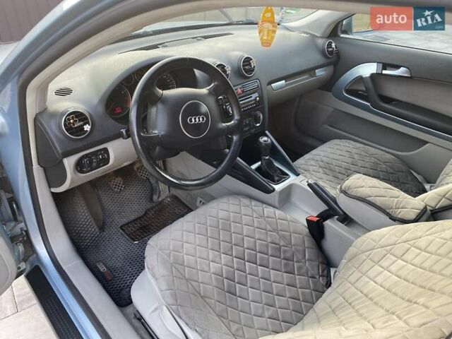 Синий Ауди А3, объемом двигателя 1.6 л и пробегом 216 тыс. км за 5650 $, фото 13 на Automoto.ua