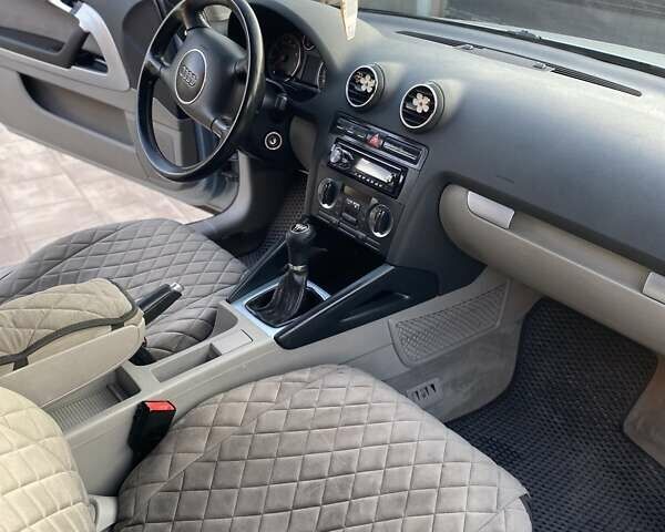 Синий Ауди А3, объемом двигателя 1.6 л и пробегом 216 тыс. км за 5650 $, фото 12 на Automoto.ua