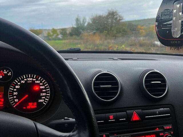 Синій Ауді А3, об'ємом двигуна 2 л та пробігом 237 тис. км за 5000 $, фото 6 на Automoto.ua