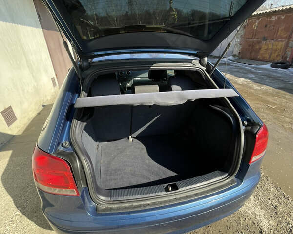 Синий Ауди А3, объемом двигателя 1.6 л и пробегом 346 тыс. км за 4200 $, фото 9 на Automoto.ua