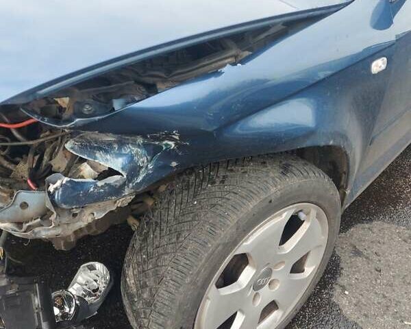 Синій Ауді А3, об'ємом двигуна 1.6 л та пробігом 260 тис. км за 3000 $, фото 1 на Automoto.ua