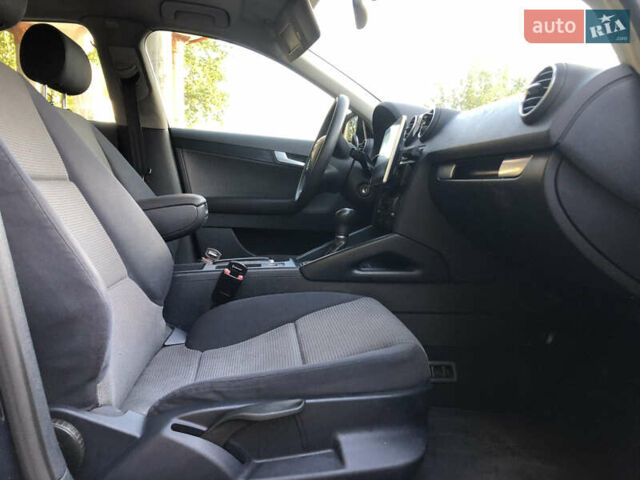 Синій Ауді А3, об'ємом двигуна 1.97 л та пробігом 270 тис. км за 5550 $, фото 25 на Automoto.ua