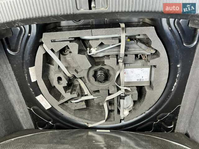 Синий Ауди А3, объемом двигателя 1.6 л и пробегом 248 тыс. км за 6400 $, фото 26 на Automoto.ua