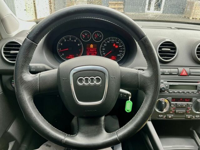 Синий Ауди А3, объемом двигателя 1.6 л и пробегом 248 тыс. км за 6150 $, фото 6 на Automoto.ua