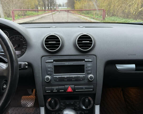 Синій Ауді А3, об'ємом двигуна 2 л та пробігом 166 тис. км за 6500 $, фото 5 на Automoto.ua