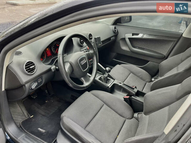 Синий Ауди А3, объемом двигателя 1.6 л и пробегом 248 тыс. км за 6400 $, фото 29 на Automoto.ua