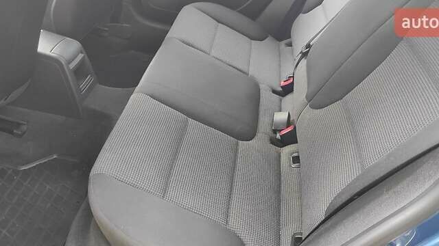 Синий Ауди А3, объемом двигателя 1.6 л и пробегом 168 тыс. км за 7000 $, фото 8 на Automoto.ua