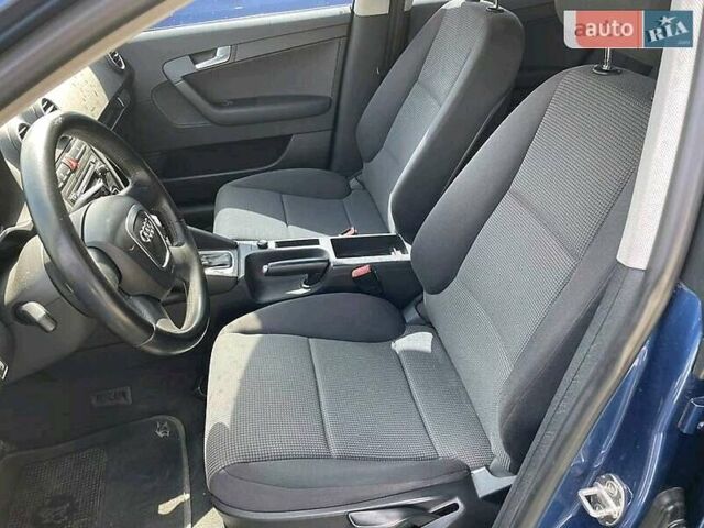 Синій Ауді А3, об'ємом двигуна 1.6 л та пробігом 141 тис. км за 8100 $, фото 7 на Automoto.ua