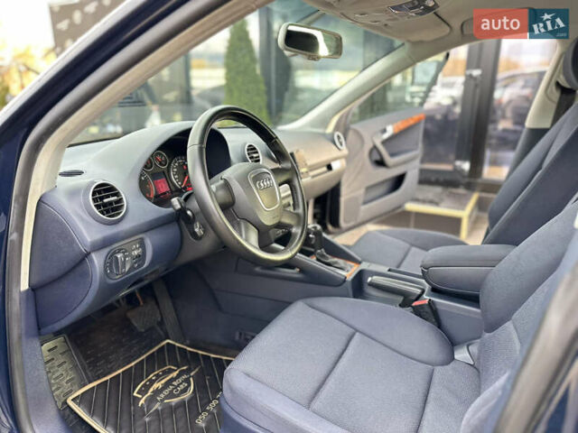Синий Ауди А3, объемом двигателя 1.6 л и пробегом 206 тыс. км за 7499 $, фото 11 на Automoto.ua