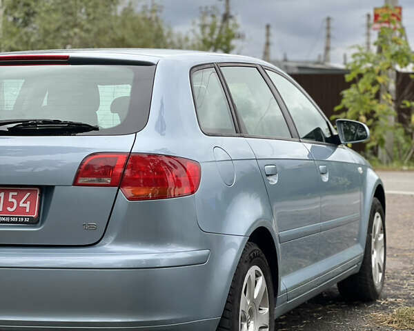 Синій Ауді А3, об'ємом двигуна 1.6 л та пробігом 234 тис. км за 7800 $, фото 5 на Automoto.ua