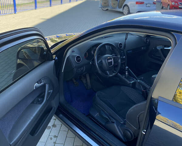 Синий Ауди А3, объемом двигателя 1.4 л и пробегом 290 тыс. км за 6200 $, фото 6 на Automoto.ua