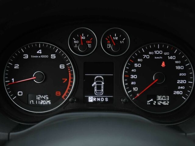 Синий Ауди А3, объемом двигателя 1.6 л и пробегом 212 тыс. км за 8300 $, фото 11 на Automoto.ua