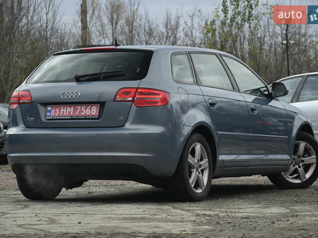 Синий Ауди А3, объемом двигателя 1.6 л и пробегом 212 тыс. км за 7900 $, фото 10 на Automoto.ua