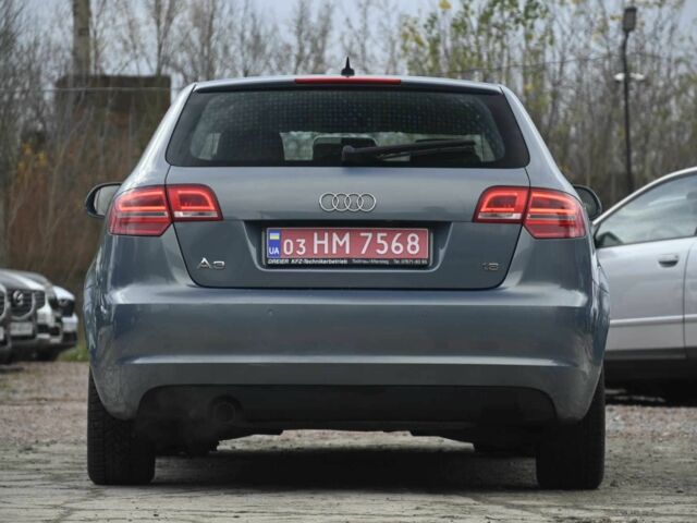 Синий Ауди А3, объемом двигателя 1.6 л и пробегом 212 тыс. км за 8300 $, фото 5 на Automoto.ua